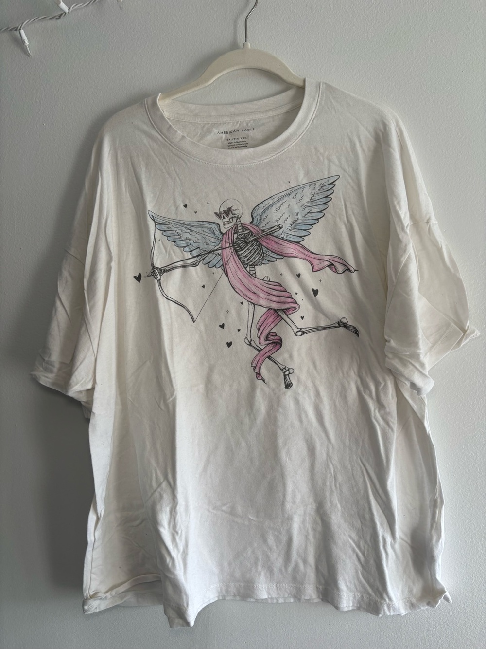 American Eagle Valentines Skeleton Tee